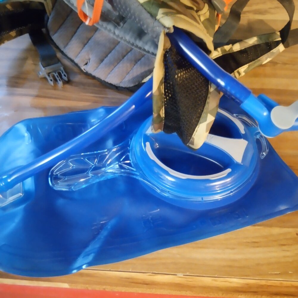 Camelbak - Picture 4 of 4